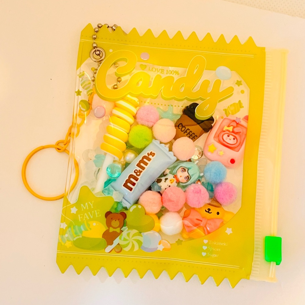 Candy 🍭 pouch - Picture 3 of 4